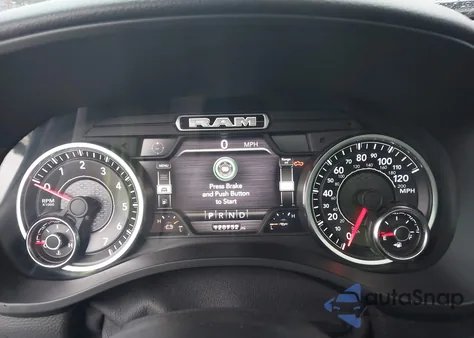 2020 Ram 1500 Big Horn 4X4 5'7 Box z USA, uszkodzony, nr VIN 1C6SRFFT7LN241569